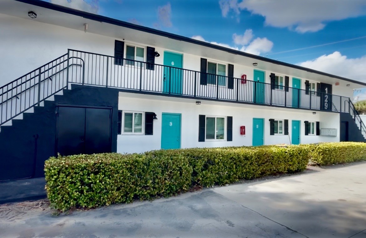 6 Units in Lake Worth