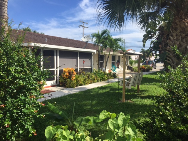 4 Units in Palm Beach Gardens