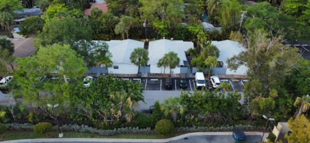 12 Units in Oakland Park