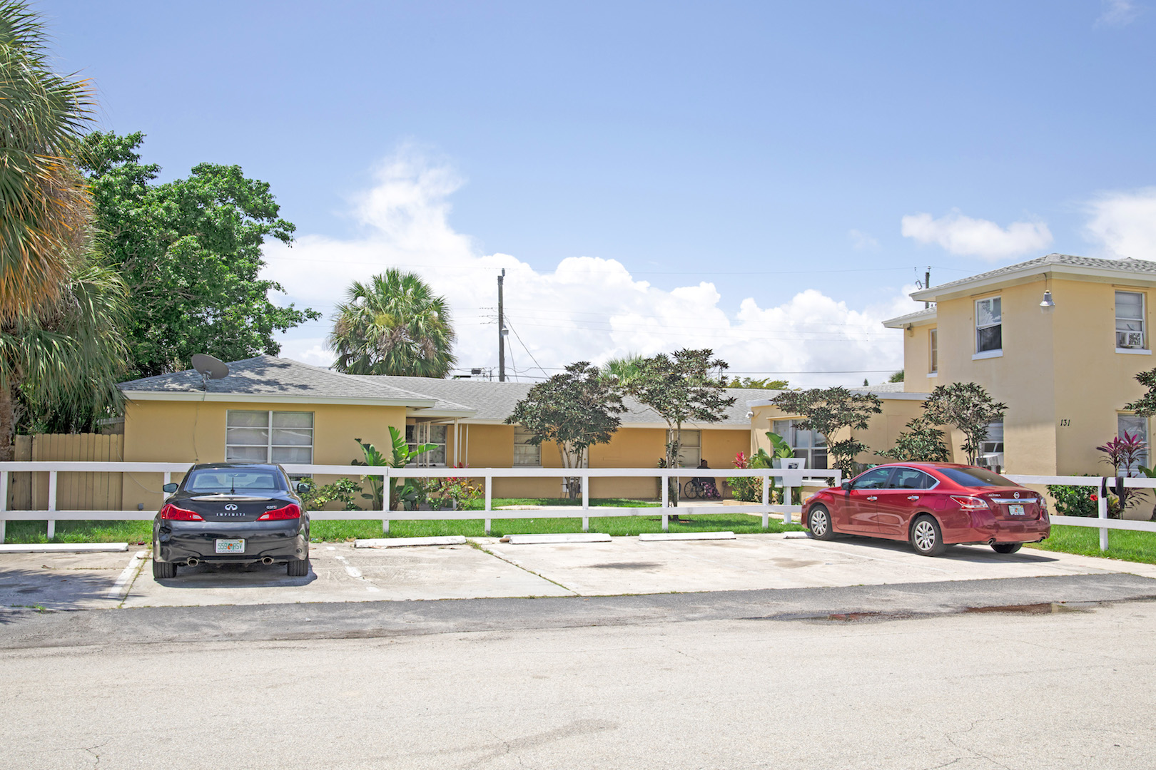 12 Units in Riviera Beach